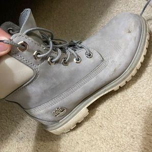 Timberlands , grey and light pink , size 7